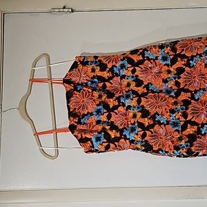 Multicolored knee length lace dress